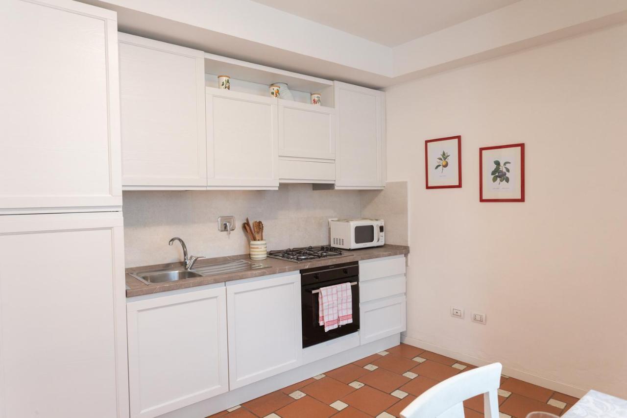 פראטו Mercatale Apartment מראה חיצוני תמונה