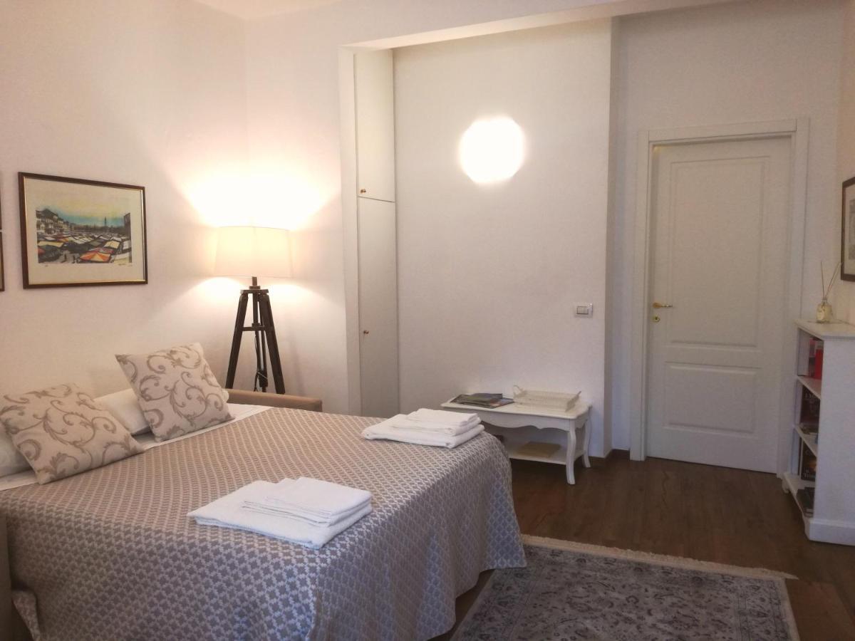 פראטו Mercatale Apartment מראה חיצוני תמונה