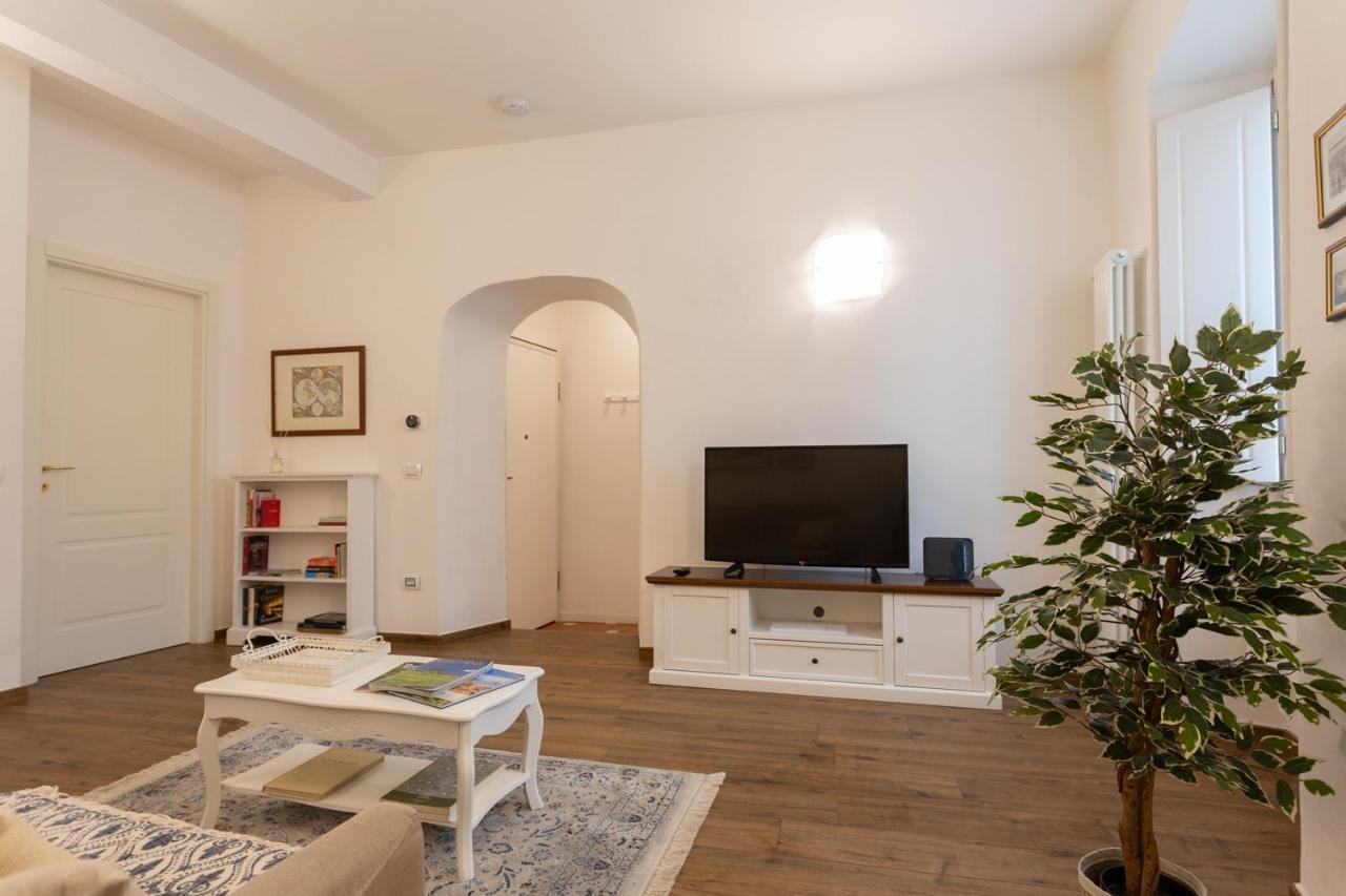 פראטו Mercatale Apartment מראה חיצוני תמונה